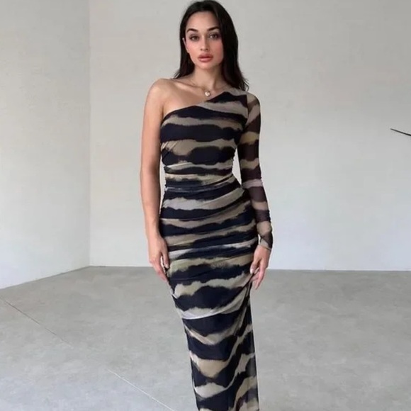 🦋 Bloggers Favorite 🦋 Zara Tie Dye Print Tulle Dress Size S - Picture 4 of 16